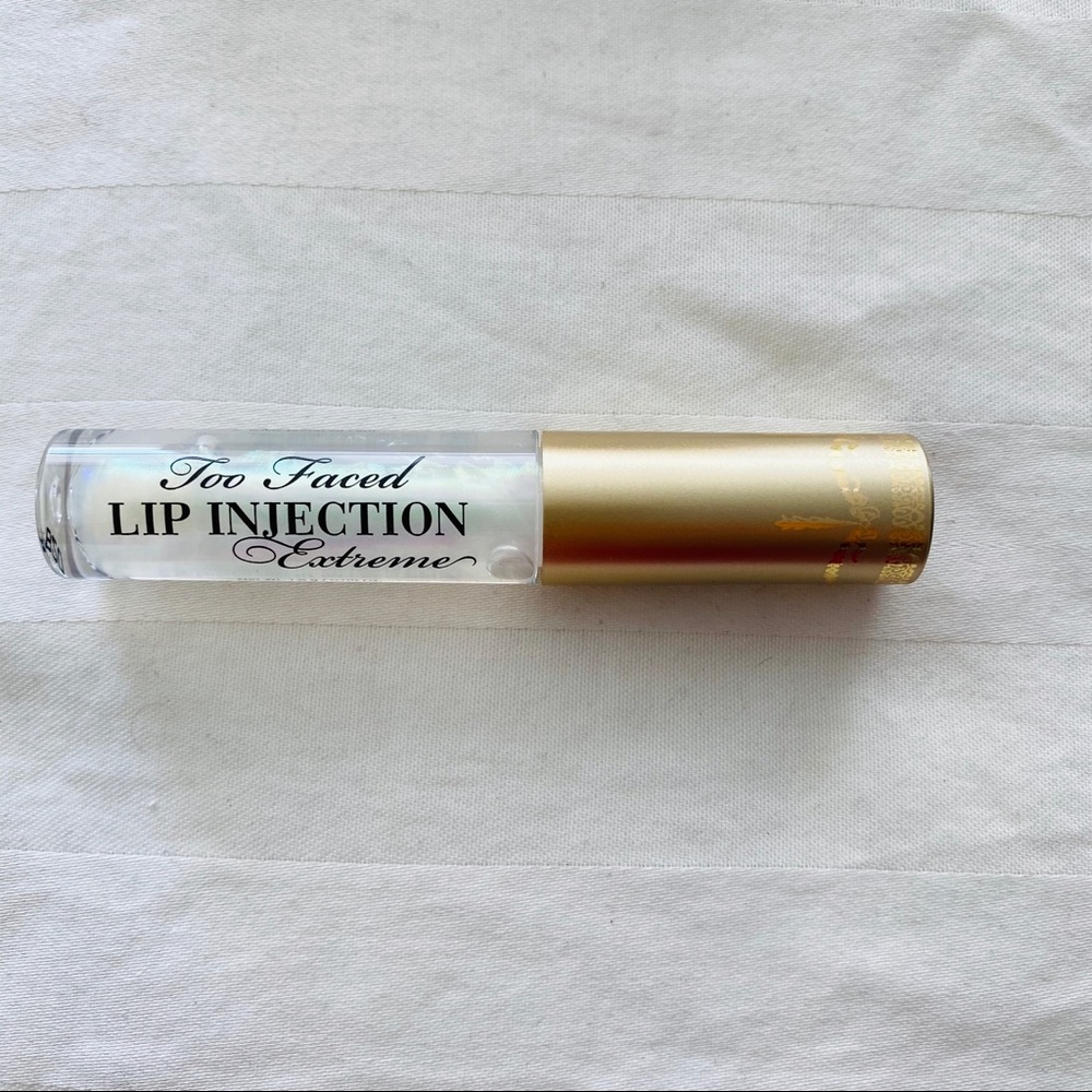 Too Faced Lip Injection Extreme plumping lipgloss
